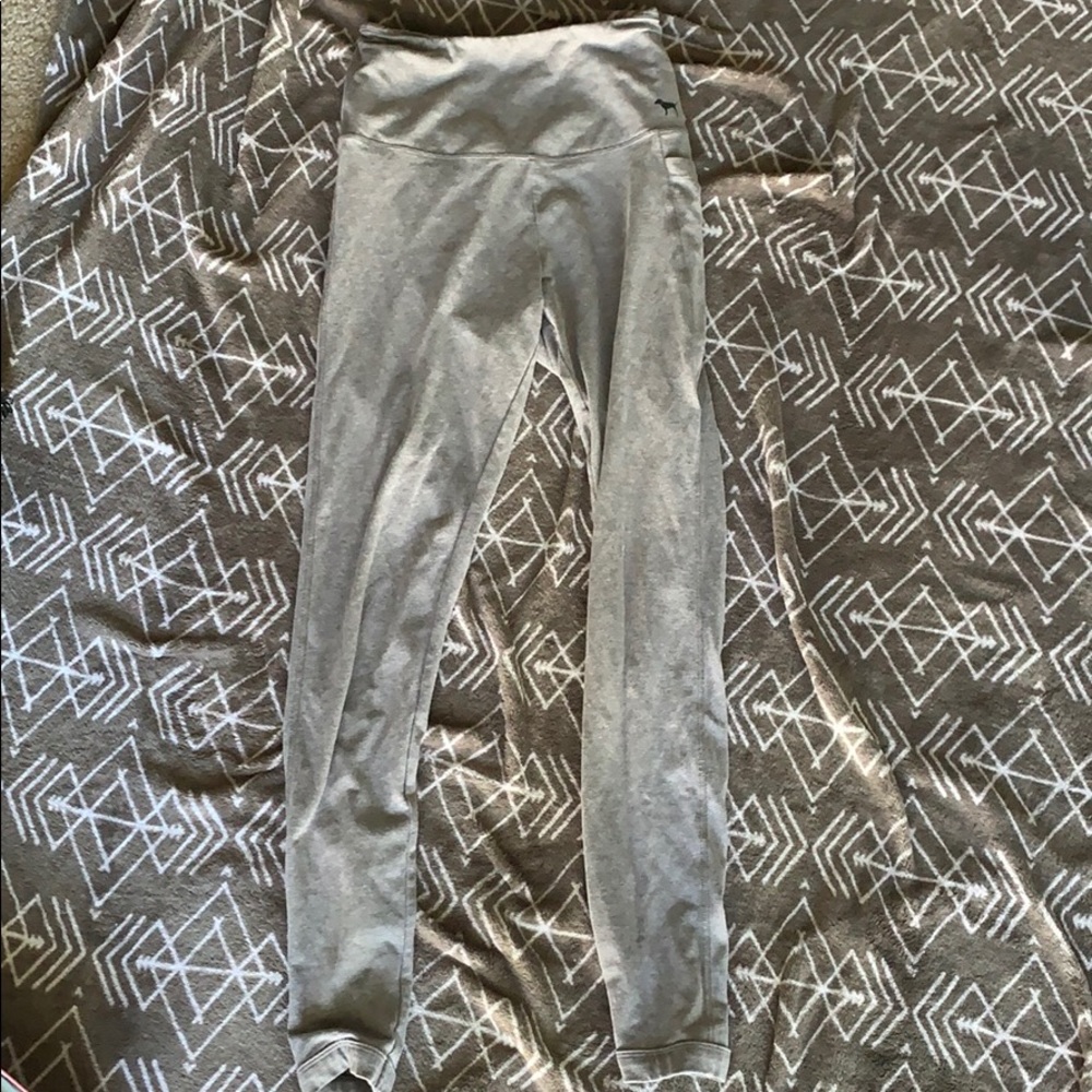 gray leggings from pink